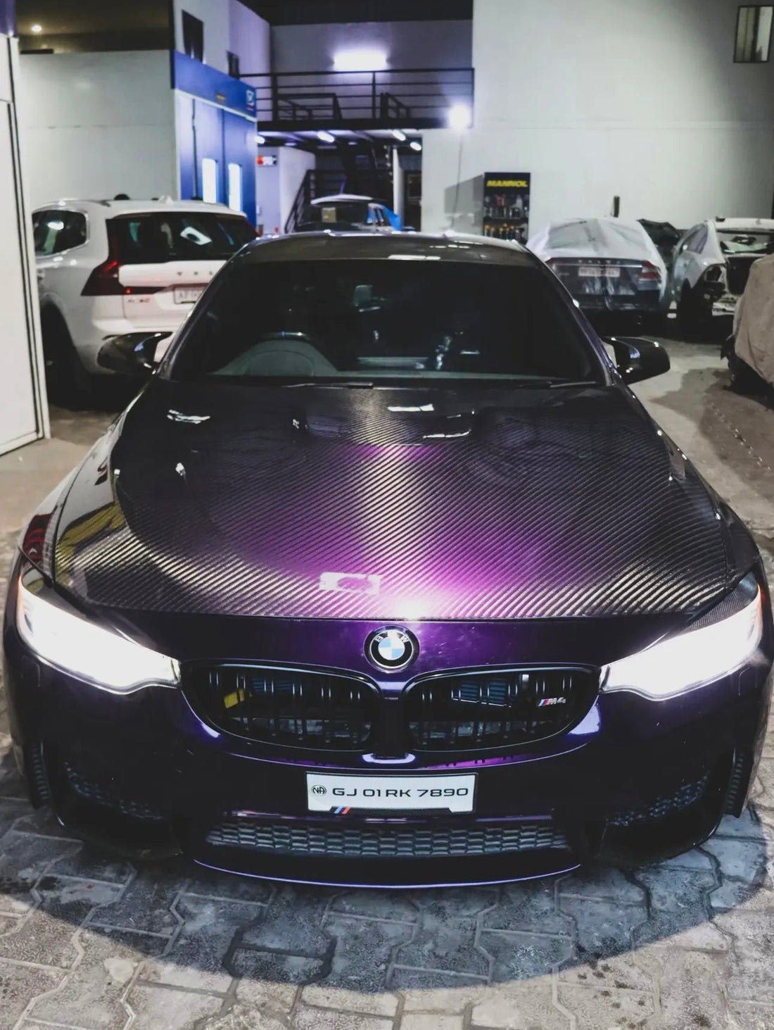 BlackFX – Pop Fuscia on Real Carbon Fibre